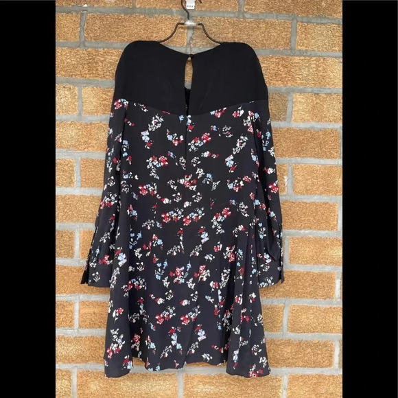 Tanya Taylor Floral Cluster Nyla Dress size 6 - Picture 8 of 13